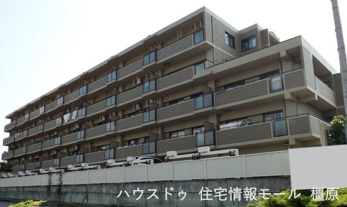 apartment 奈良県大和高田市旭南町
地図を見る
