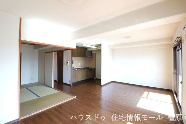 apartment 奈良県大和高田市旭南町
地図を見る