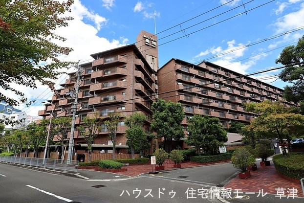 apartment 大阪府高槻市上土室２丁目
地図を見る