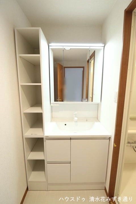 apartment 静岡県静岡市清水区楠新田
地図を見る