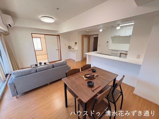 apartment 静岡県静岡市清水区幸町
地図を見る