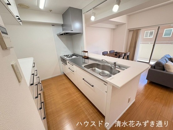 apartment 静岡県静岡市清水区幸町
地図を見る
