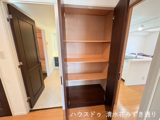 apartment 静岡県静岡市清水区幸町
地図を見る
