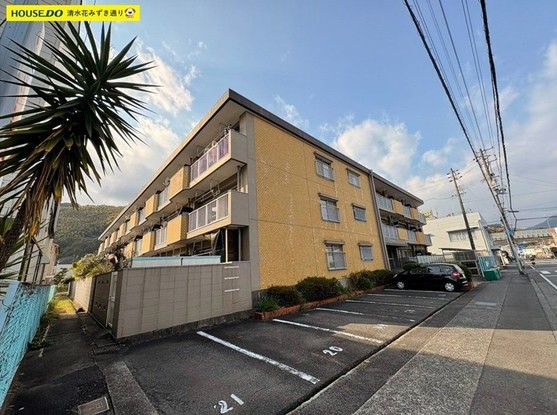 apartment 静岡県静岡市葵区大岩４丁目
地図を見る