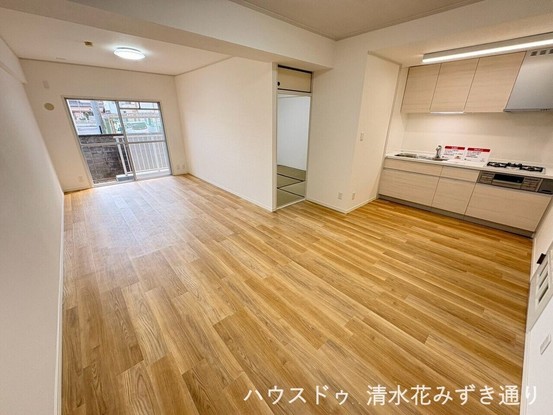 apartment 静岡県静岡市葵区大岩４丁目
地図を見る
