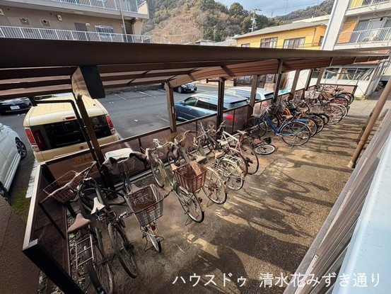 apartment 静岡県静岡市葵区大岩４丁目
地図を見る