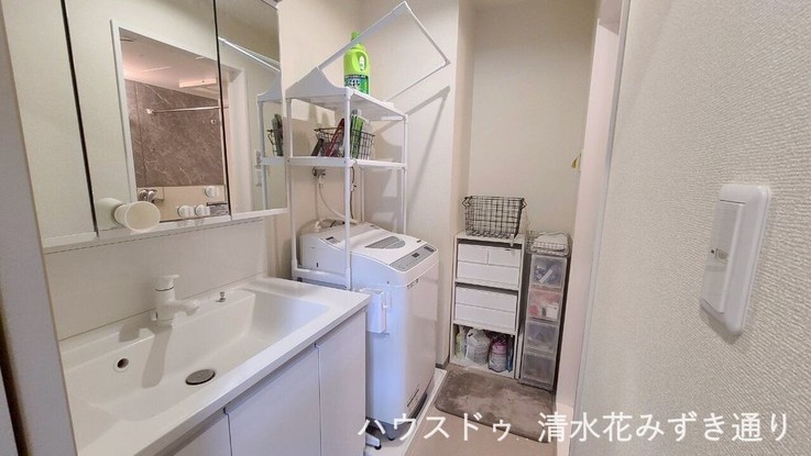 apartment 静岡県静岡市清水区草薙２丁目
地図を見る