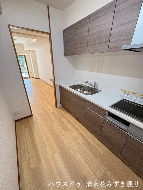 apartment 静岡県静岡市葵区沓谷１丁目
地図を見る