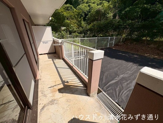 apartment 静岡県静岡市葵区沓谷１丁目
地図を見る