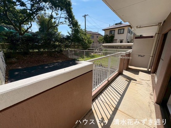 apartment 静岡県静岡市葵区沓谷１丁目
地図を見る