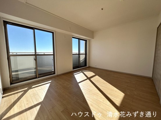 apartment 静岡県静岡市駿河区西中原２丁目
地図を見る