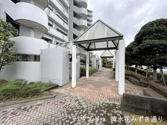 apartment 静岡県静岡市駿河区西中原２丁目
地図を見る