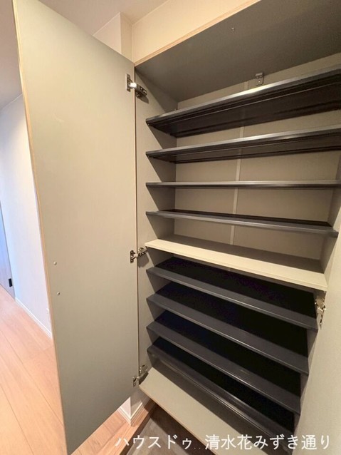 apartment 静岡県静岡市駿河区曲金５丁目
地図を見る