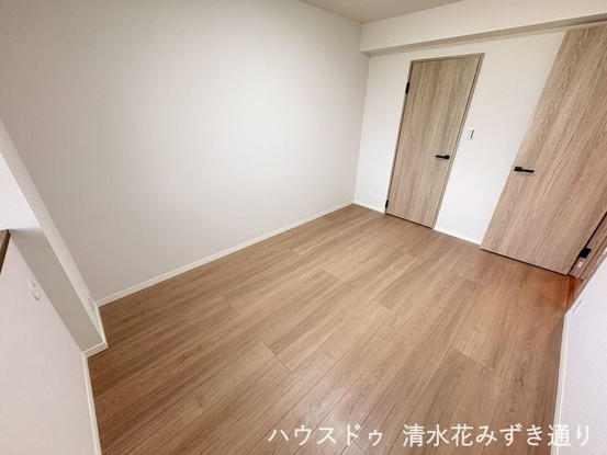 apartment 静岡県静岡市駿河区曲金５丁目
地図を見る