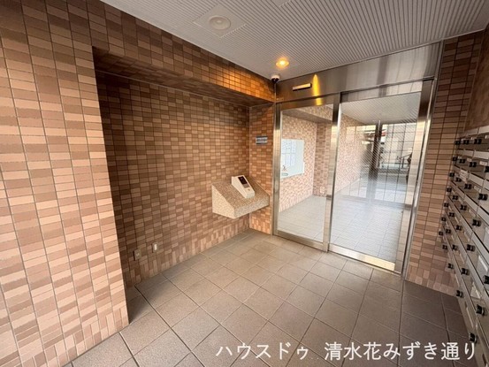 apartment 静岡県静岡市駿河区曲金５丁目
地図を見る