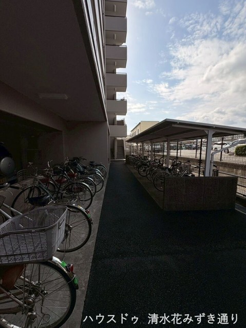 apartment 静岡県静岡市駿河区曲金５丁目
地図を見る