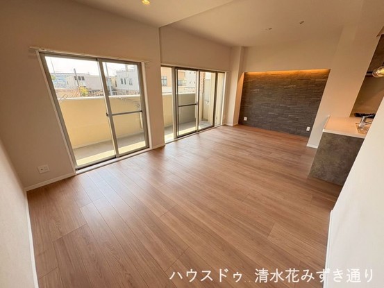 apartment 静岡県静岡市清水区江尻台町
地図を見る