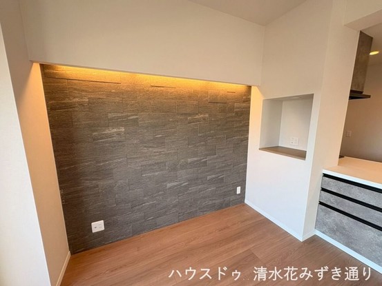 apartment 静岡県静岡市清水区江尻台町
地図を見る