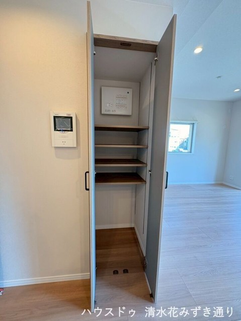 apartment 静岡県静岡市清水区江尻台町
地図を見る