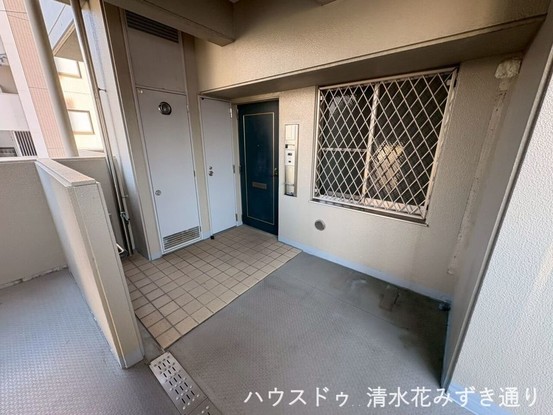 apartment 静岡県静岡市清水区江尻台町
地図を見る