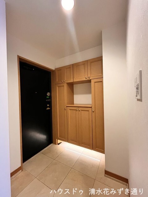 apartment 静岡県静岡市葵区上足洗４丁目
地図を見る