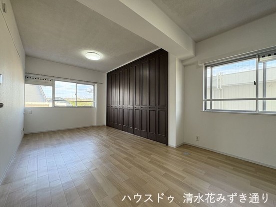 apartment 静岡県静岡市駿河区聖一色
地図を見る