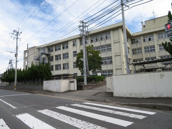 apartment 福岡県福岡市西区大字周船寺2001-4-8