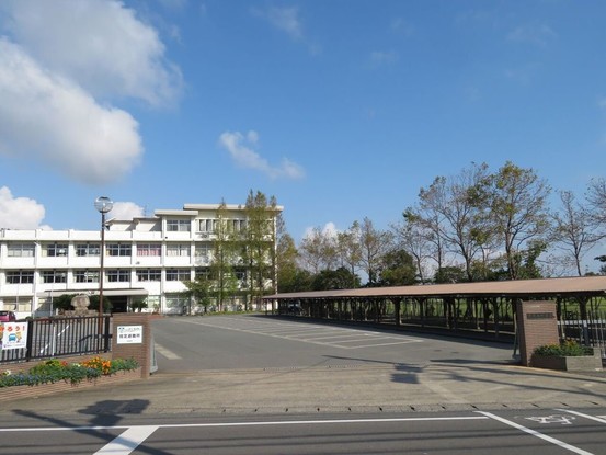 apartment 福岡県福岡市西区大字周船寺2001-4-8