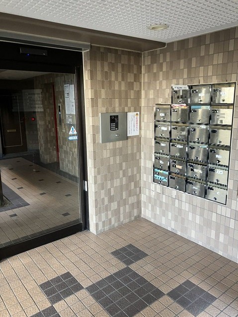 apartment 京都府京都市下京区烏丸通仏光寺下る大政所町680 インターワンプレイス烏丸Ⅱ　８階