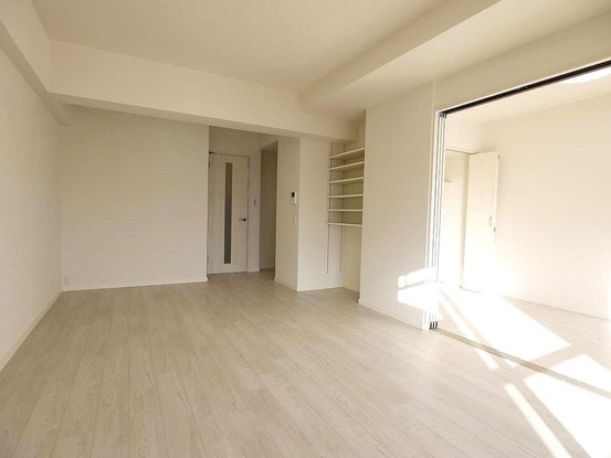 apartment 京都府京都市下京区烏丸通仏光寺下る大政所町680 インターワンプレイス烏丸Ⅱ　８階