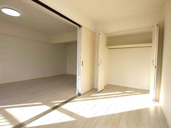 apartment 京都府京都市下京区烏丸通仏光寺下る大政所町680 インターワンプレイス烏丸Ⅱ　８階