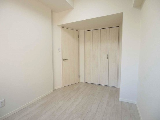 apartment 京都府京都市下京区烏丸通仏光寺下る大政所町680 インターワンプレイス烏丸Ⅱ　８階