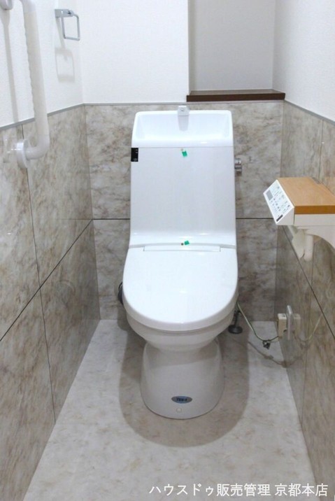 apartment 京都府京都市下京区烏丸通仏光寺下る大政所町680 インターワンプレイス烏丸Ⅱ　８階