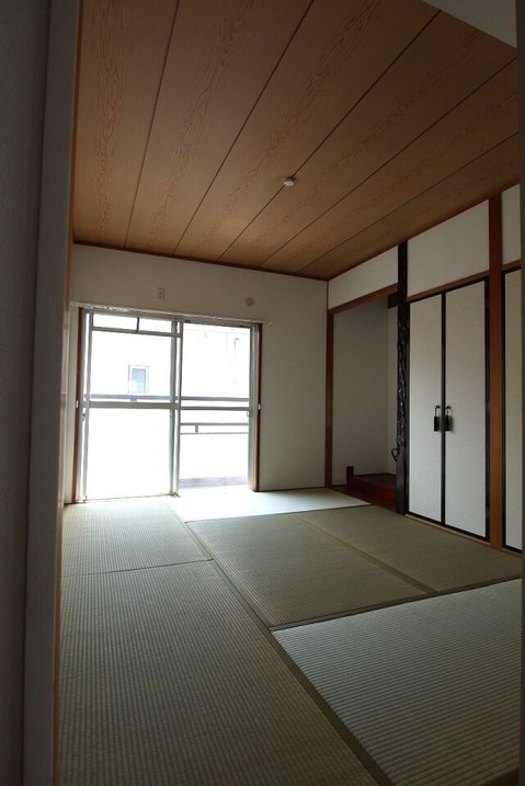 apartment 京都府京都市下京区烏丸通仏光寺下る大政所町680 インターワンプレイス烏丸Ⅱ　８階