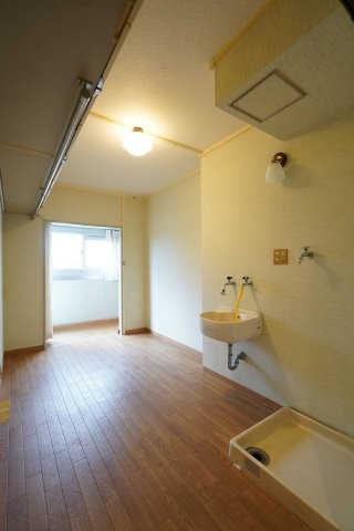 apartment 千葉県白井市南山１丁目
地図を見る