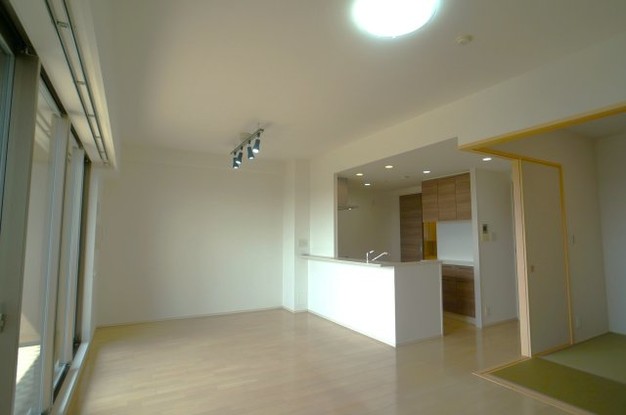 apartment 千葉県印西市武西学園台１丁目
地図を見る