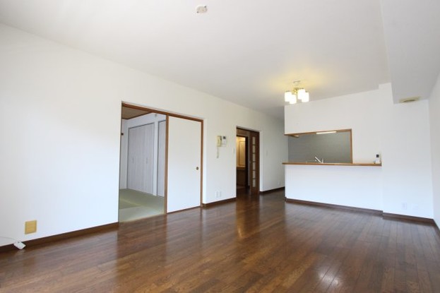 apartment 千葉県白井市桜台２丁目
地図を見る