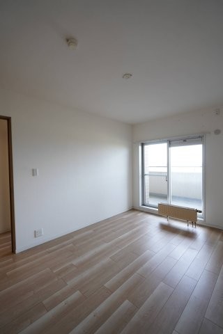 apartment 千葉県白井市南山１丁目
地図を見る