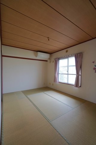 apartment 千葉県印西市内野２丁目
地図を見る