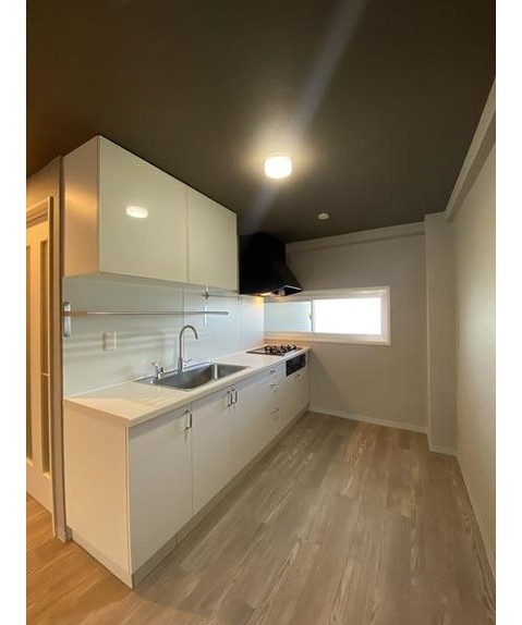 apartment 大阪府八尾市南植松町５丁目182番地 日本TPビル