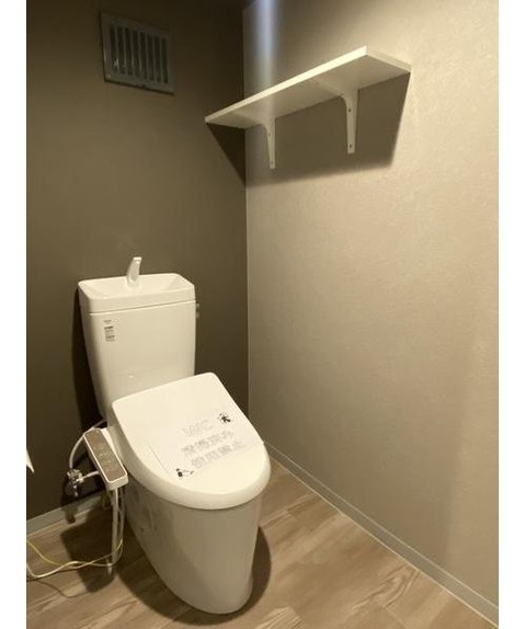 apartment 大阪府八尾市南植松町５丁目182番地 日本TPビル