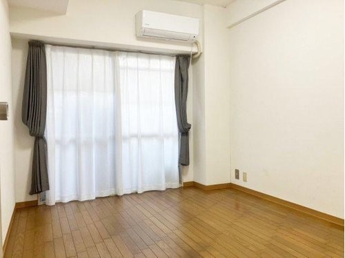 apartment 大阪府八尾市南植松町５丁目182番地 日本TPビル