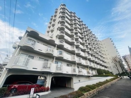 apartment 大阪府八尾市南植松町５丁目182番地 日本TPビル