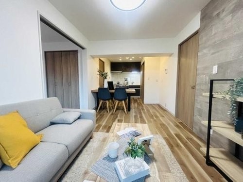 apartment 大阪府八尾市南植松町５丁目182番地 日本TPビル