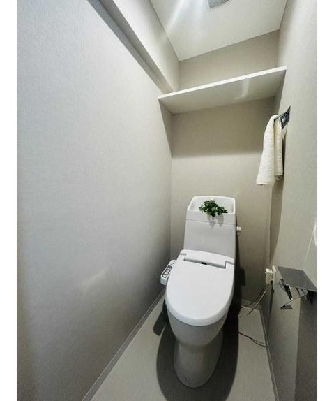 apartment 大阪府八尾市南植松町５丁目182番地 日本TPビル