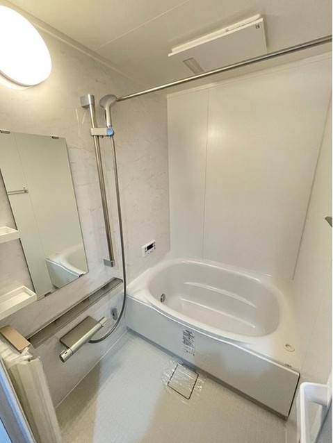 apartment 大阪府八尾市南植松町５丁目182番地 日本TPビル