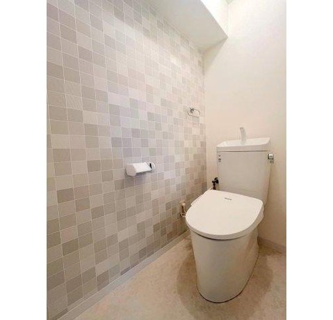 apartment 大阪府八尾市南植松町５丁目182番地 日本TPビル