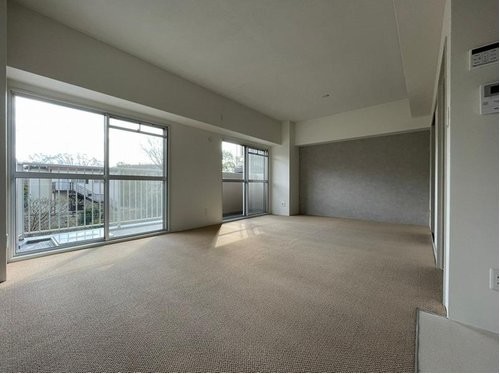 apartment 大阪府八尾市南植松町５丁目182番地 日本TPビル