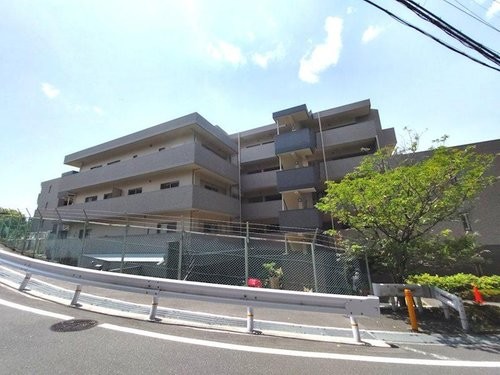 apartment 大阪府八尾市南植松町５丁目182番地 日本TPビル
