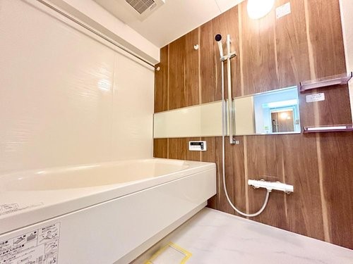 apartment 大阪府八尾市南植松町５丁目182番地 日本TPビル